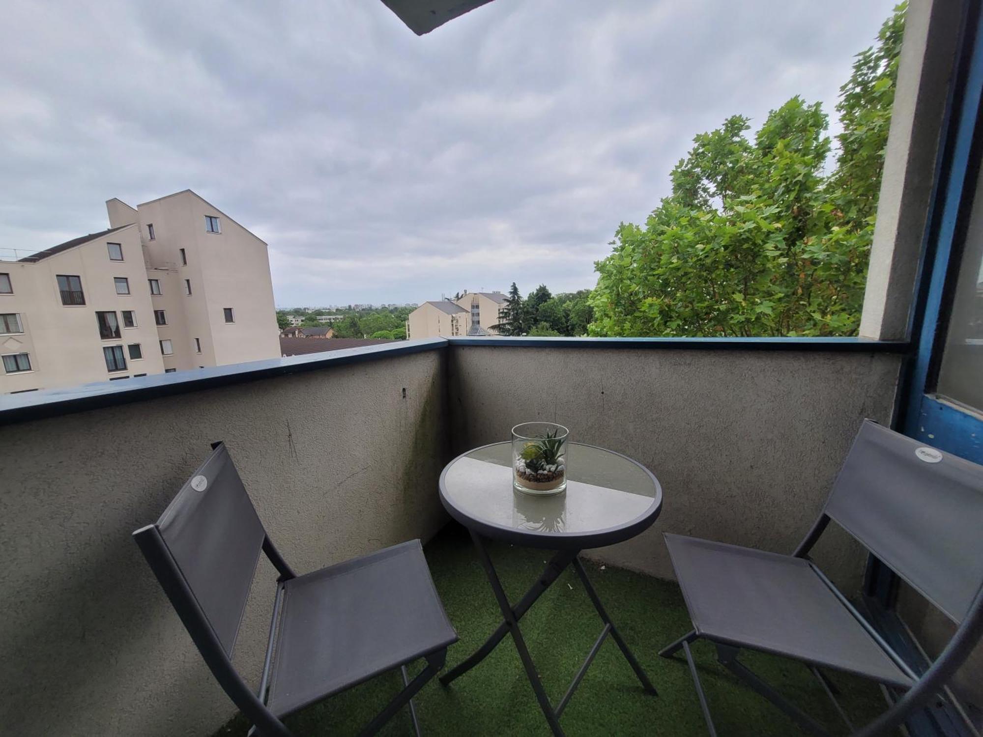 Апартаменти Parisian Retreat Pour 5 Personnes - 12 Min De Paris - Proche Gare Deuil-la-Barre Екстер'єр фото